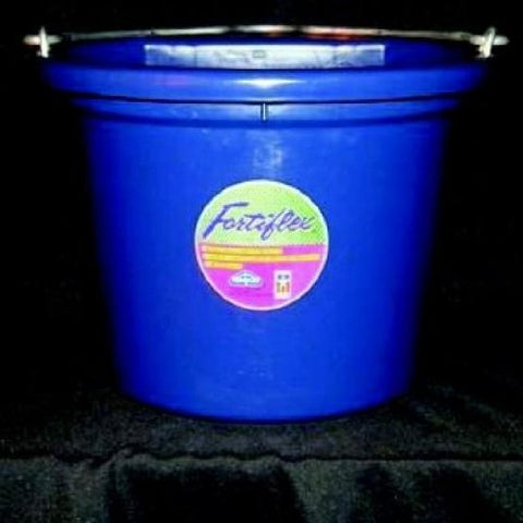 Fortiflex Flat Back Feed Bucket for Dogs/Cats and Small Animals, 8-Quart, Blue