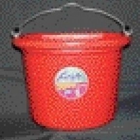 Fortiflex Flat Back Feed Bucket for Dogs/Cats and Small Animals, 8-Quart, Red